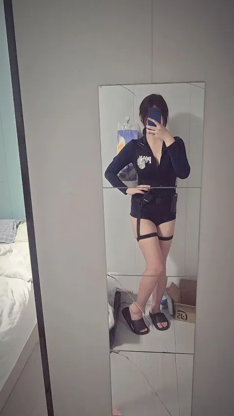 F025