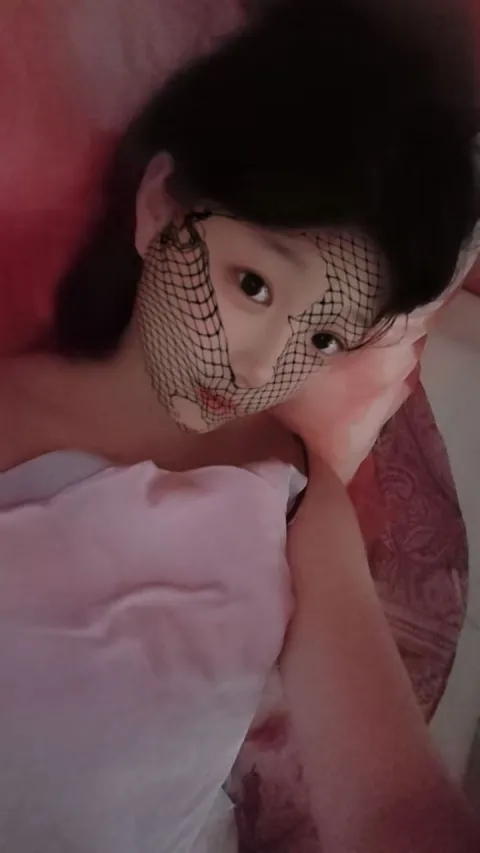 F025