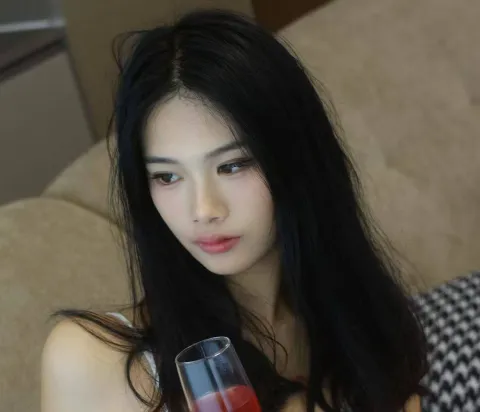 F053