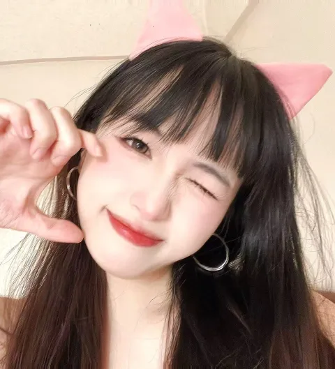 F176