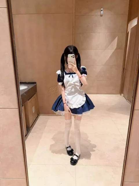 F226