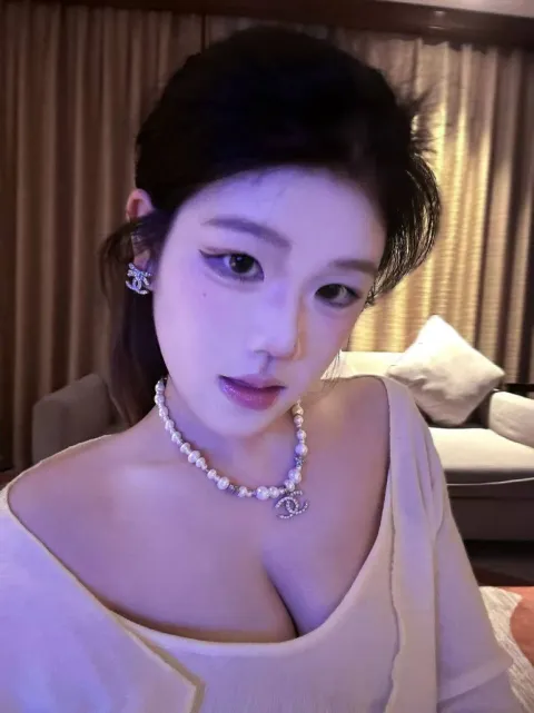F247