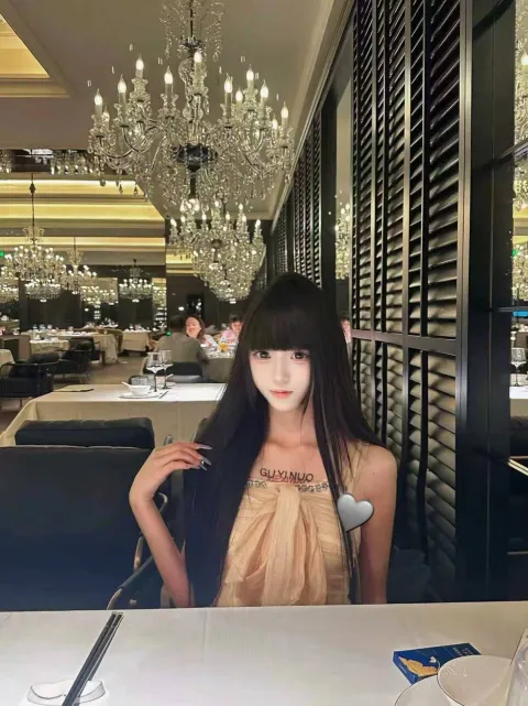 F372