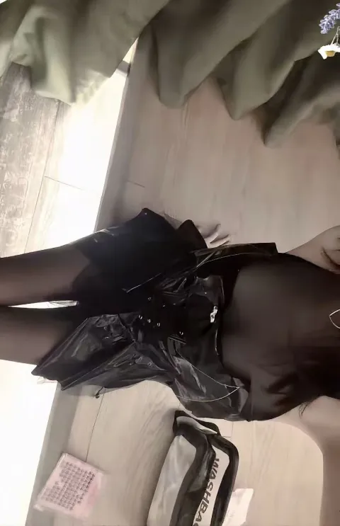 F456