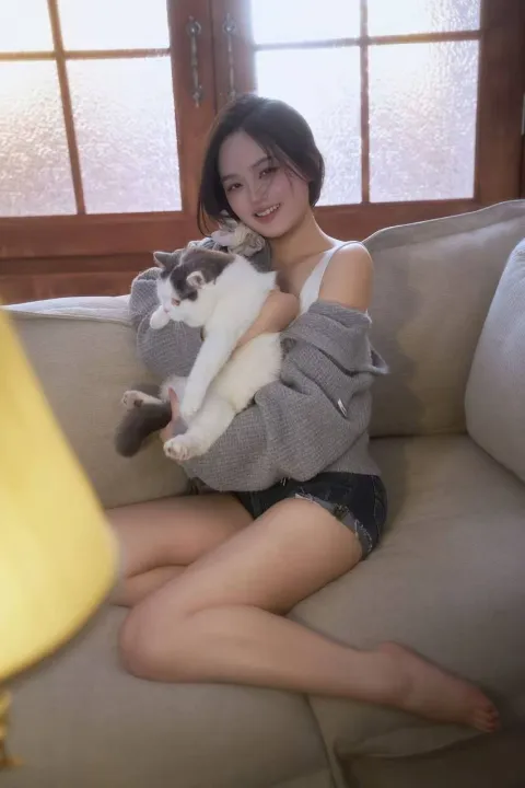 F762