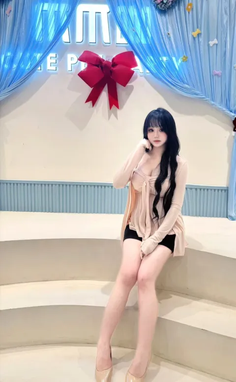 F876