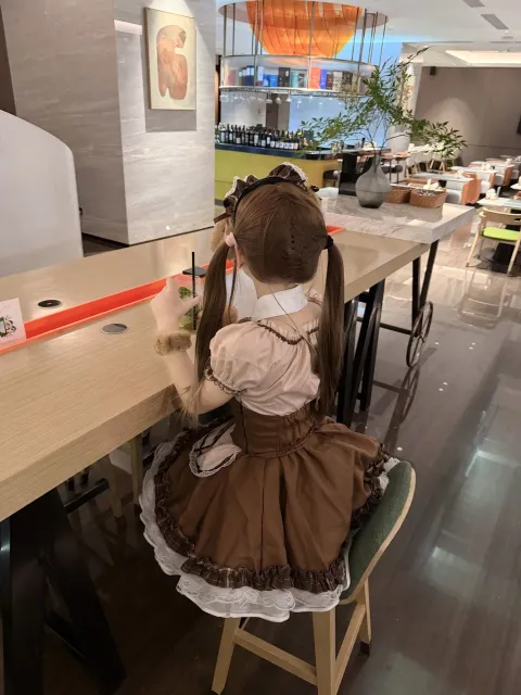F967