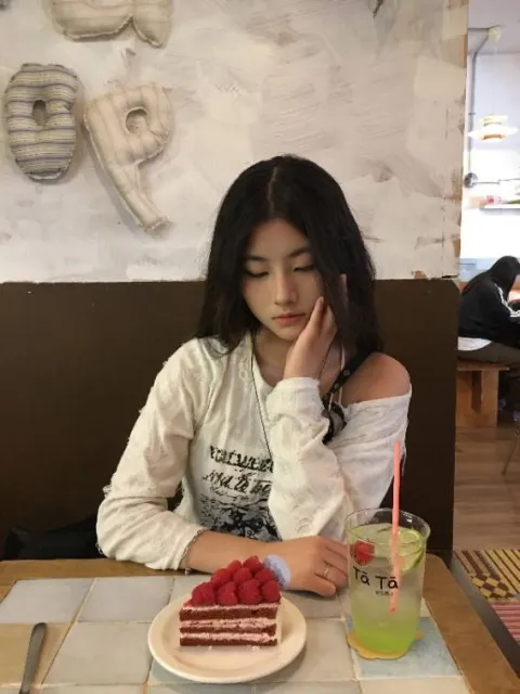 G885