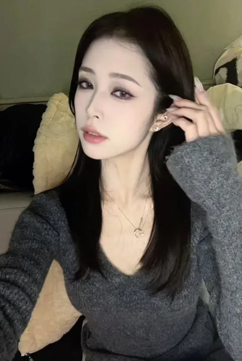 I243