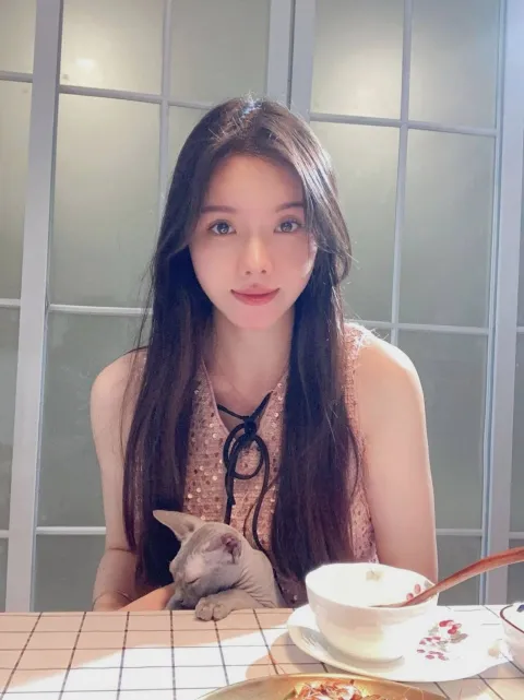 I677