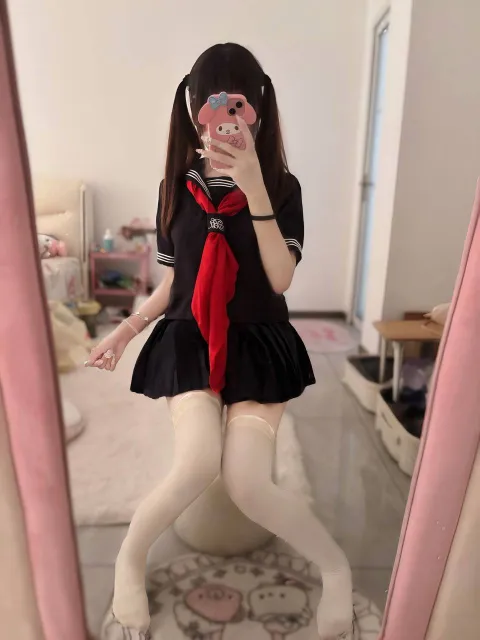 I784