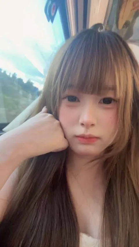 J082