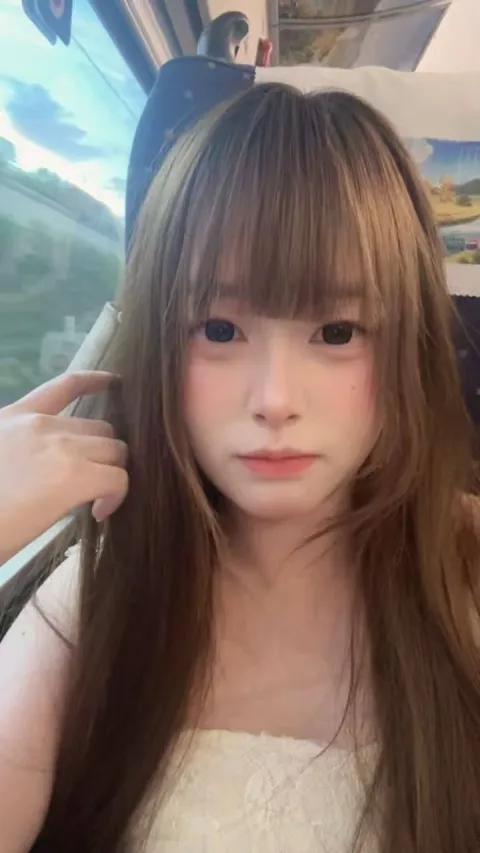 J082