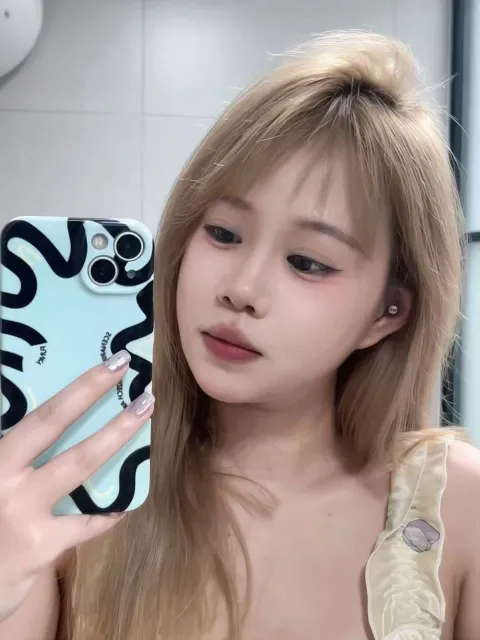J087