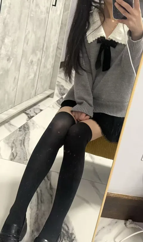 J093