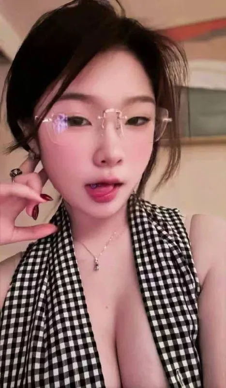 J277