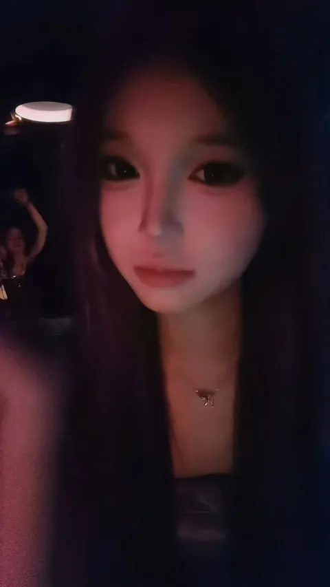 J321