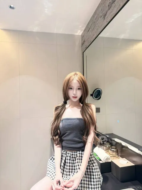 J358