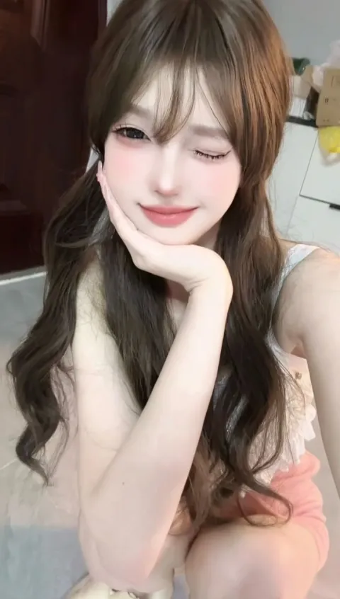 J484