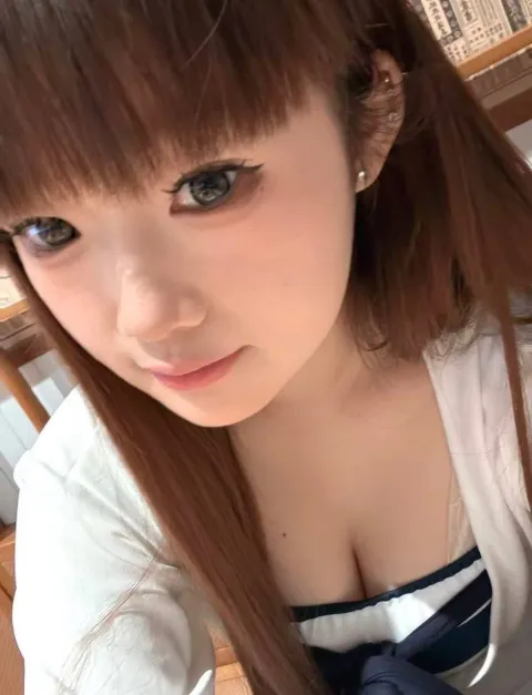 J487
