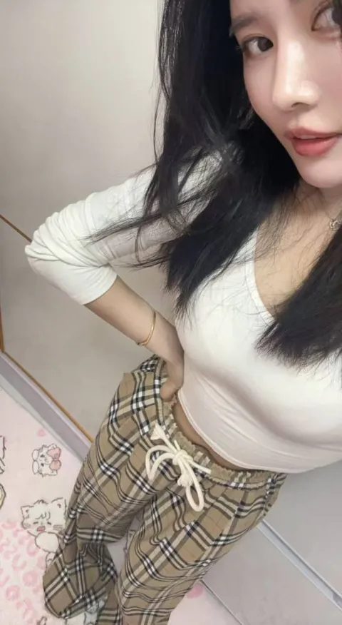 J560