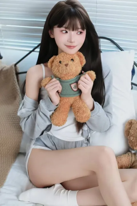 J562