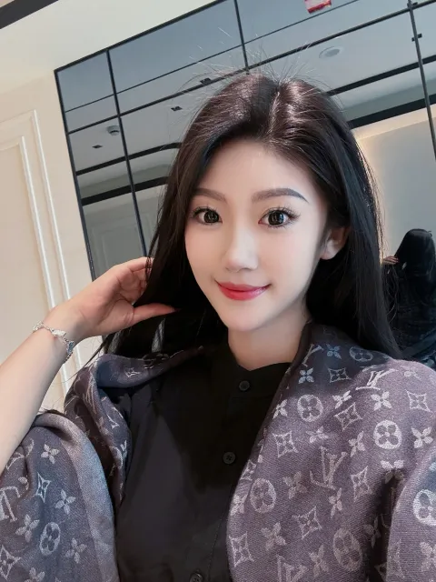 J589