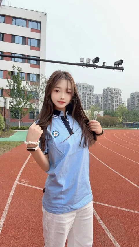 J621