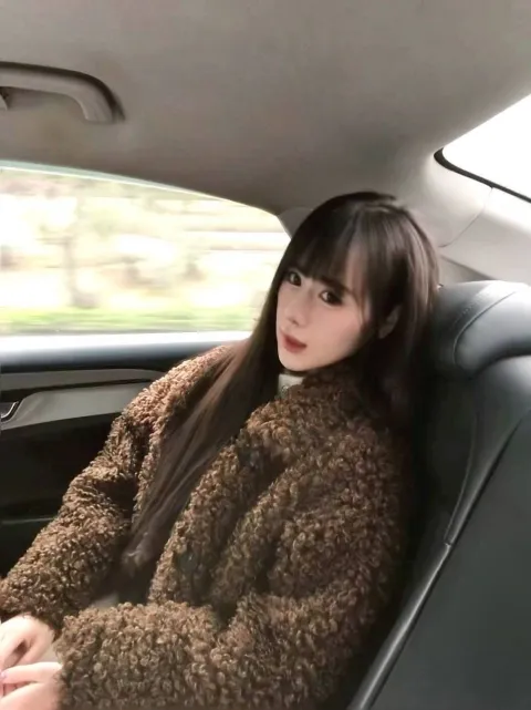 J711