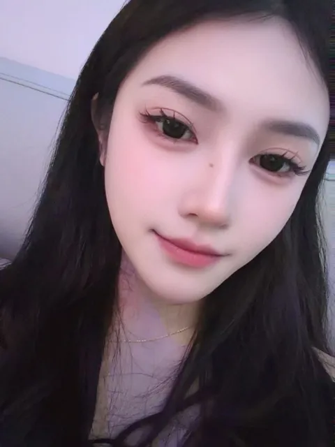 J718
