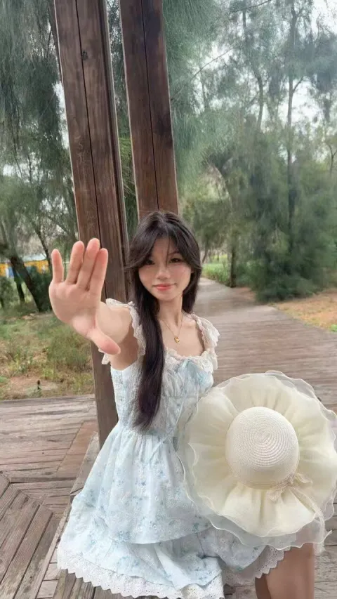 J721