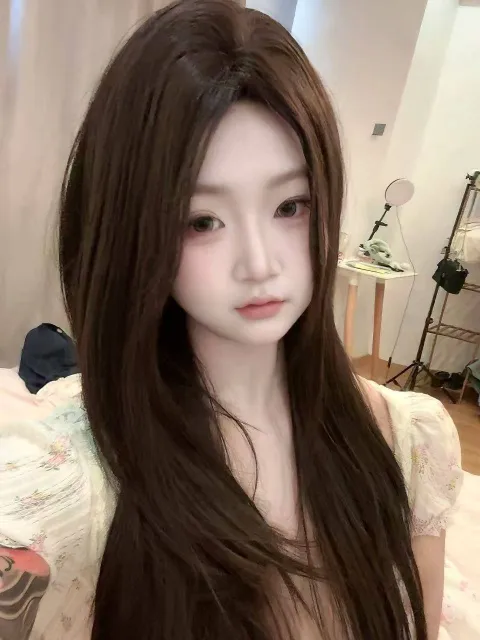 J746
