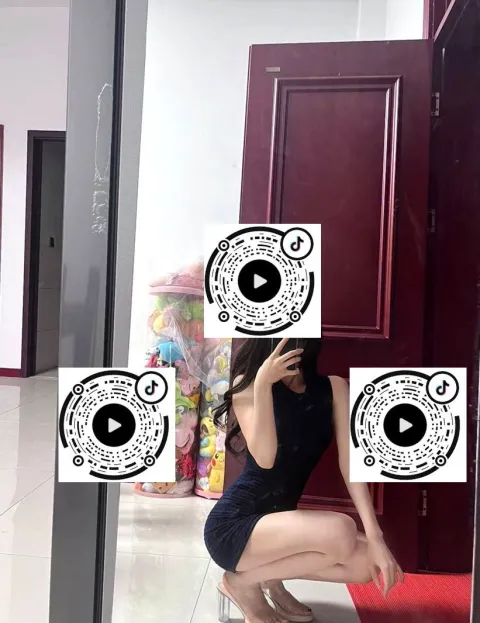 J798