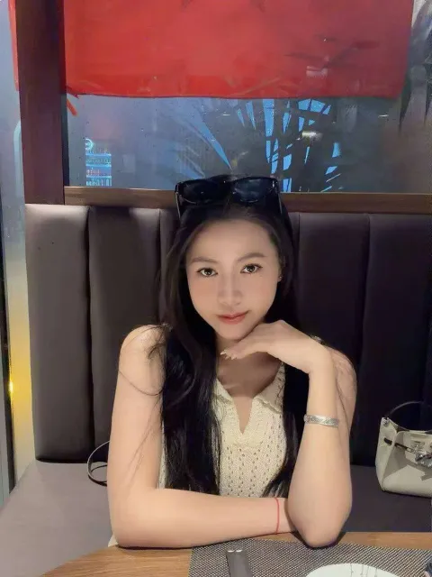J809