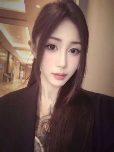 J812