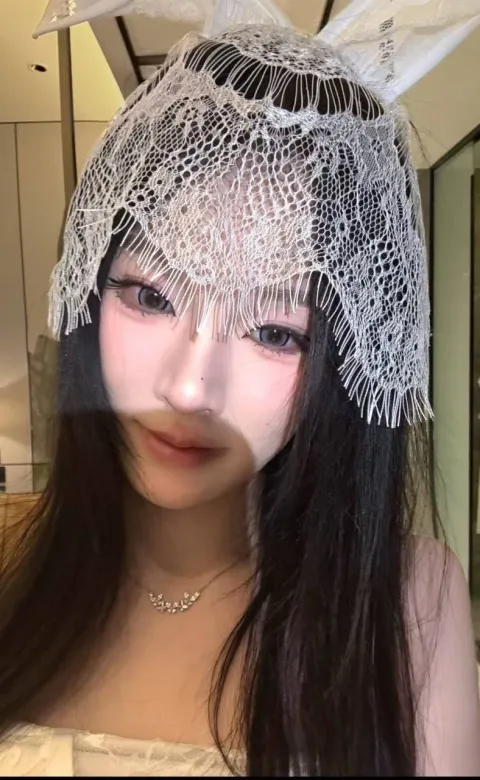 J824