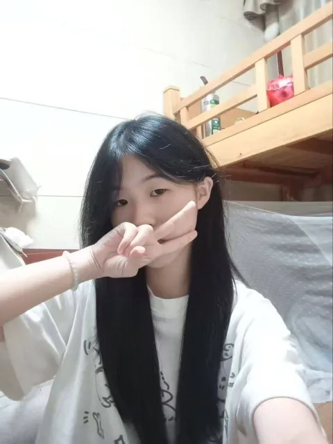 J857