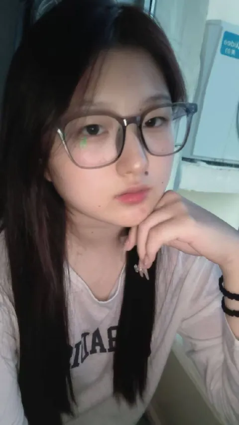 J859