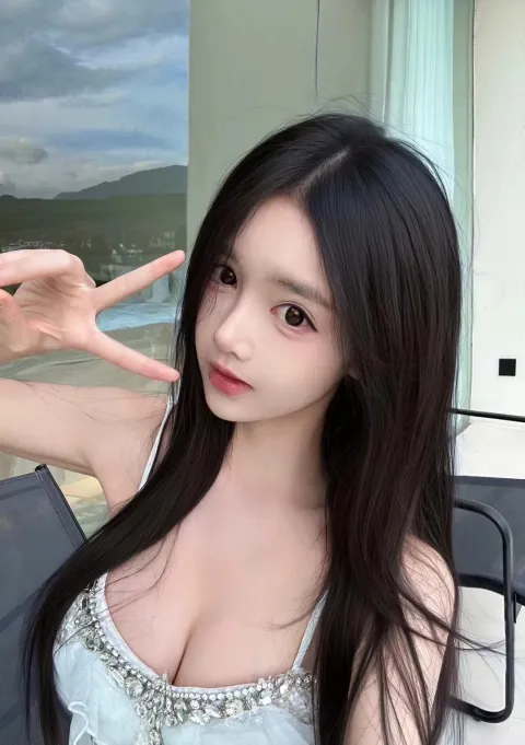 J898